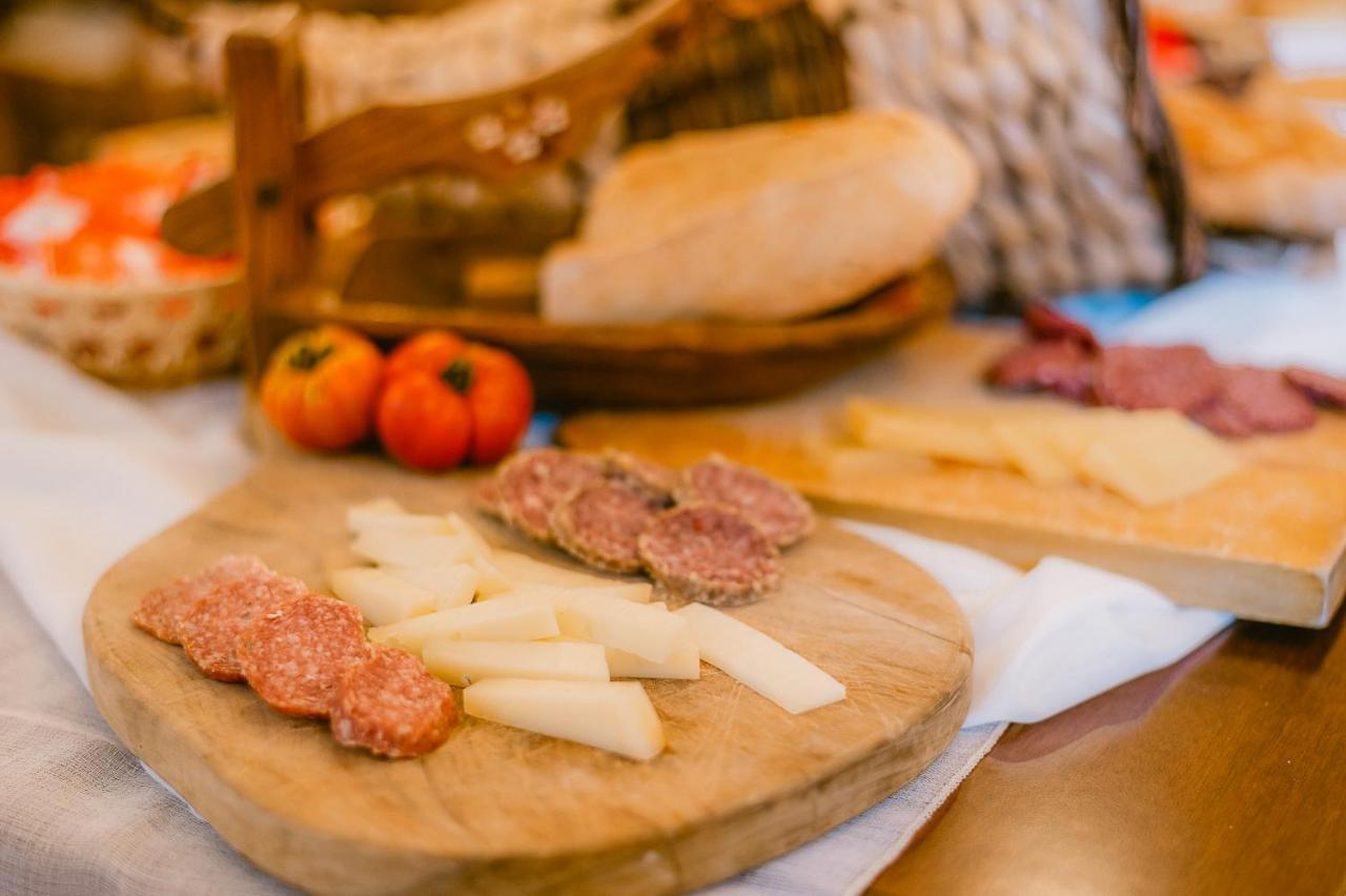 Country house Tenuta Delle Rose - *